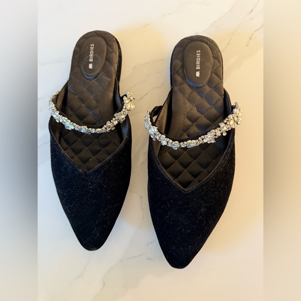 Birdies Black Velvet Swan Size 8